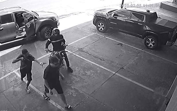 Dono da loja Gustavo Veículos tem arma roubada durante assalto em Teresina
