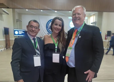 Dr. Hermenegildo, presidente da ANAB-PI, Dra. Kassandra e Dr. Carlos Schneider, presidente nacional da ANAB