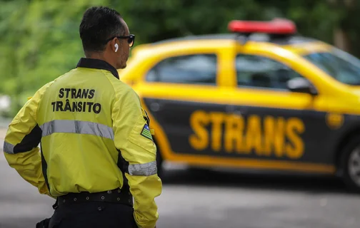 Equipe da Strans no local do incidente
