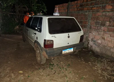 Fiat Uno do vendedor Francisco de Assis Gomes Paixão