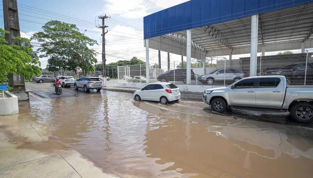 Local alagado por vazamento d'água