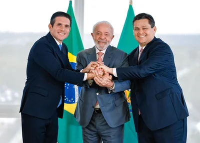 Lula com Hugo Motta e Davi Alcolumbre