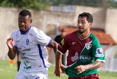 Oeirense e Fluminense-PI em duelo pelo Campeonato Piauiense