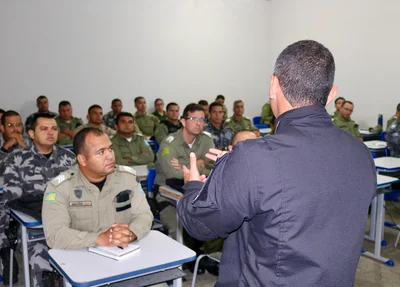 Policia Militar realiza curso sobre câmeras corporais