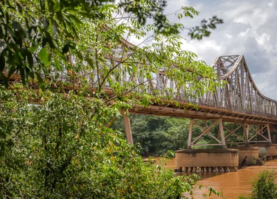Ponte Metálica