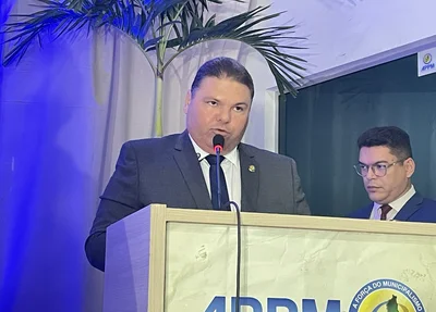 Prefeito Admaelton Bezerra