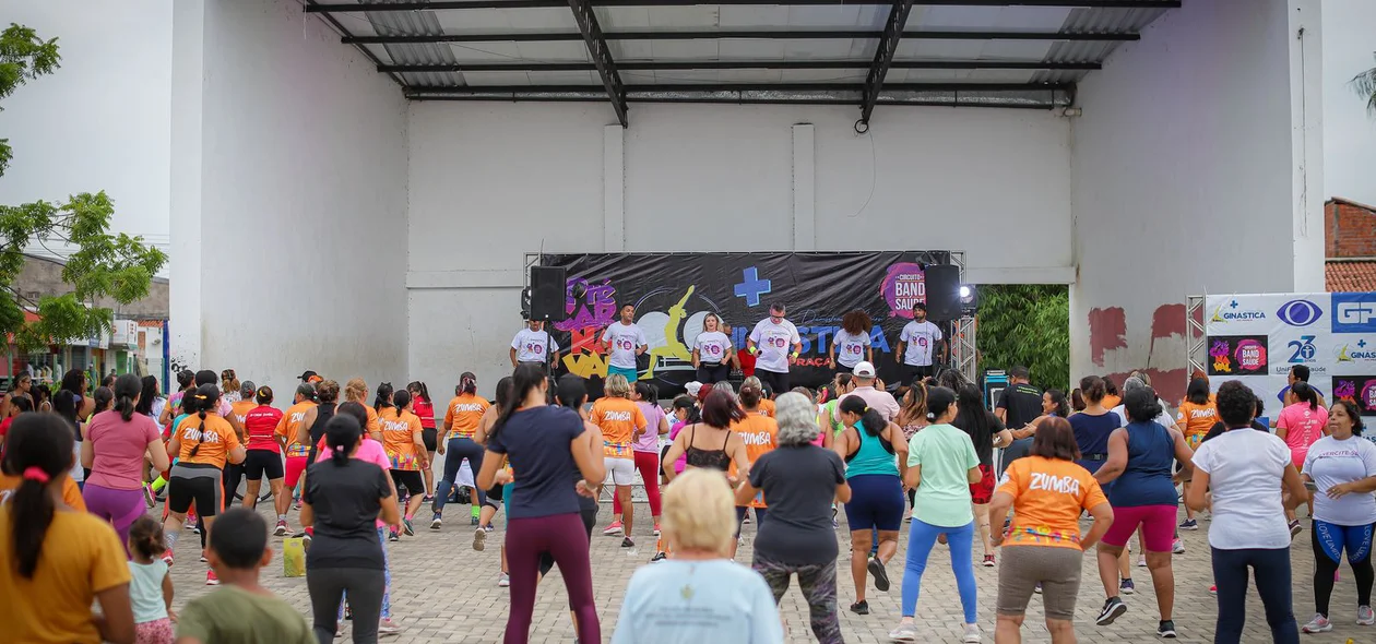 Professor Demóstenes promove a 4ª edição do “Ginástica na Praça” no Mocambinho