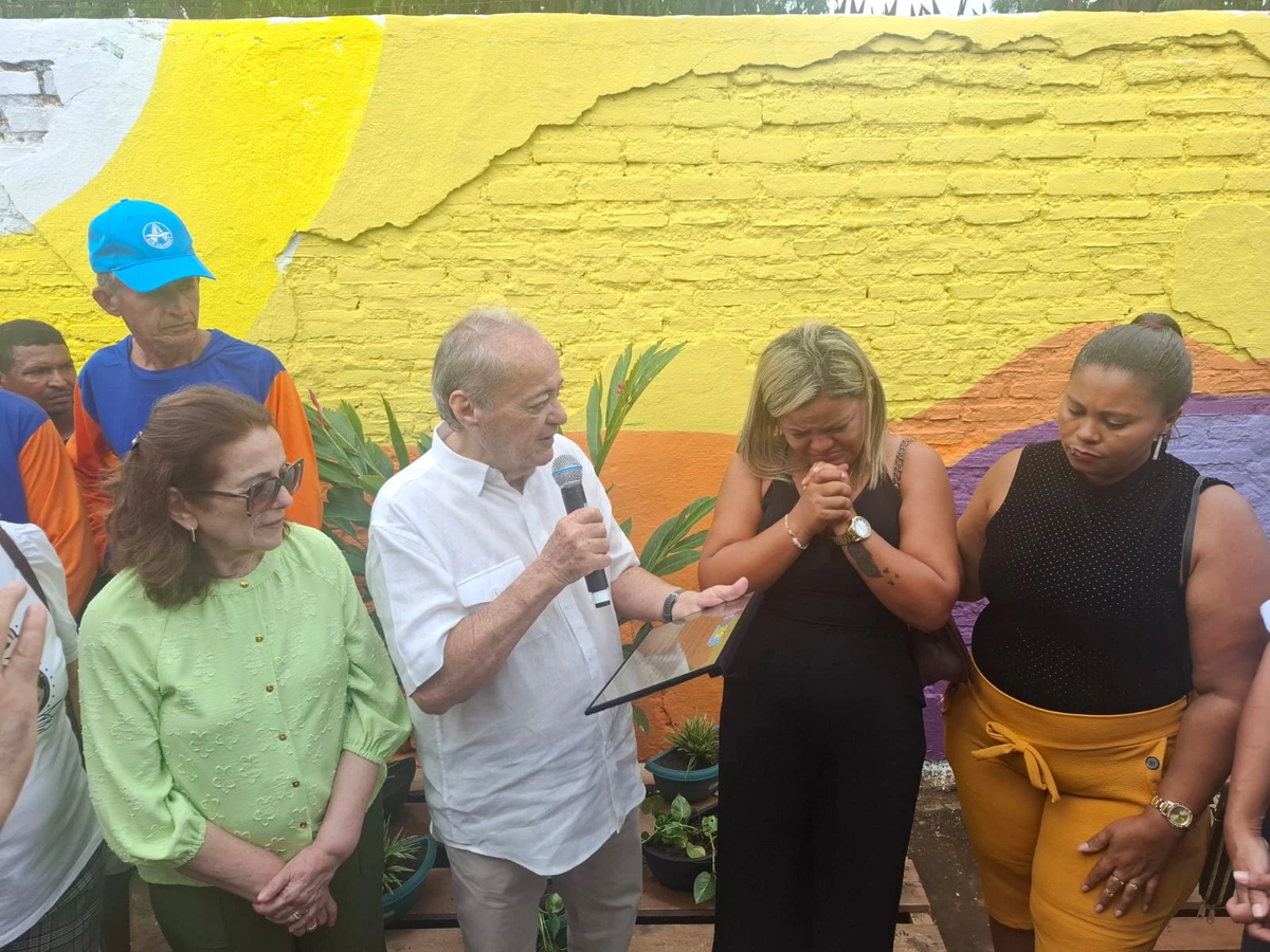 Sílvio Mendes realizou ato público contra agressão a garis em Teresina