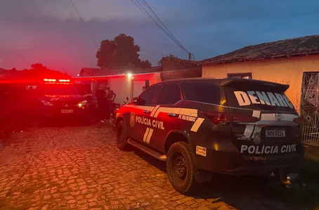 A ação foi deflagrada após denúncias anônimas