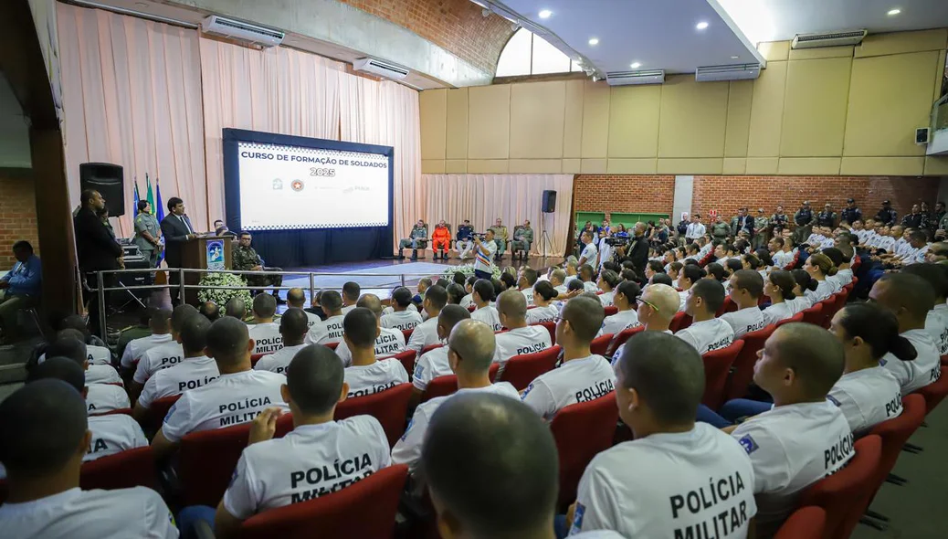 A cerimônia ocorreu no auditório do Tribunal de Justiça do Piauí
