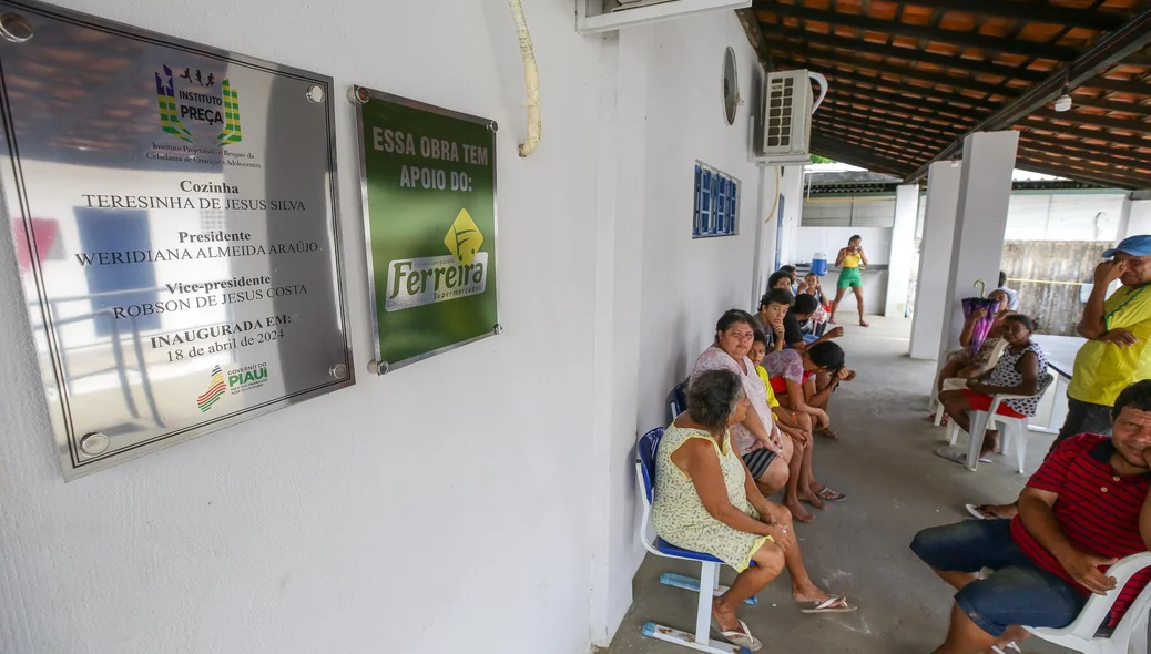 A sede fica localizada no bairro Ilhotas