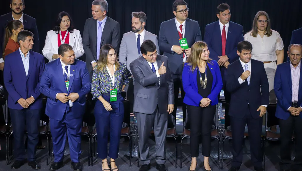 Autoridades no evento