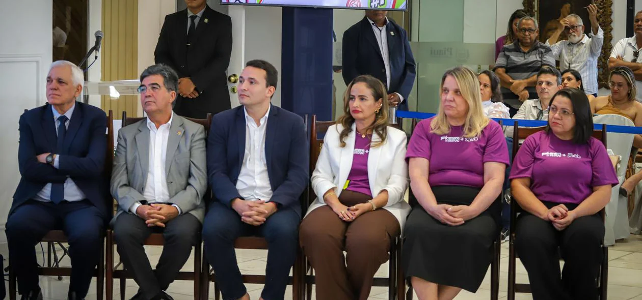Autoridades presentes no evento