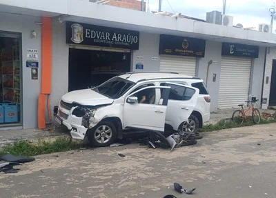 Bandidos estavam em um carro roubado