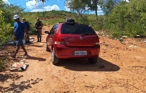 Carro da vítima do assalto em Jaicós