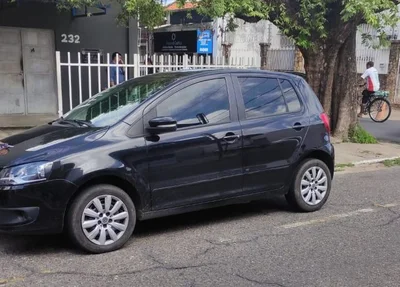 Carro recuperado pela Polícia Civil