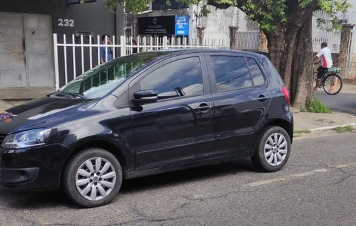 Carro recuperado pela Polícia Civil