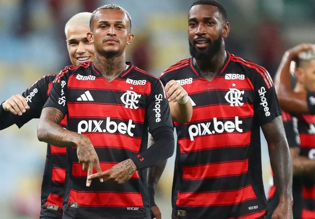 Comemoração de Wesley, autor do gol que abriu o placar no Fla-Flu
