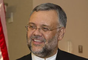 Estados Unidos expulsam embaixador da África do Sul Ebrahim Rasool