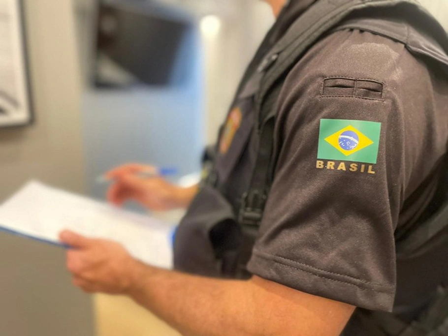Equipe da Polícia Federal