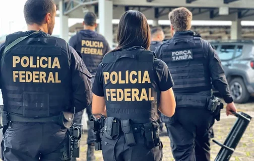 Equipes da Polícia Federal