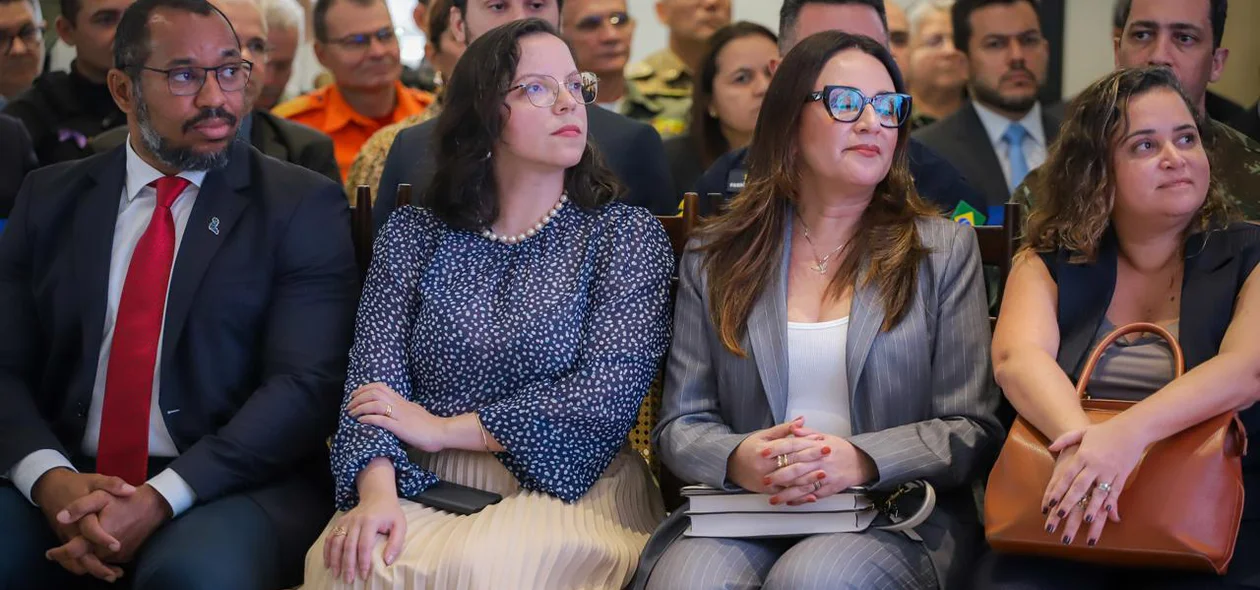Evento no Palácio de Karnak