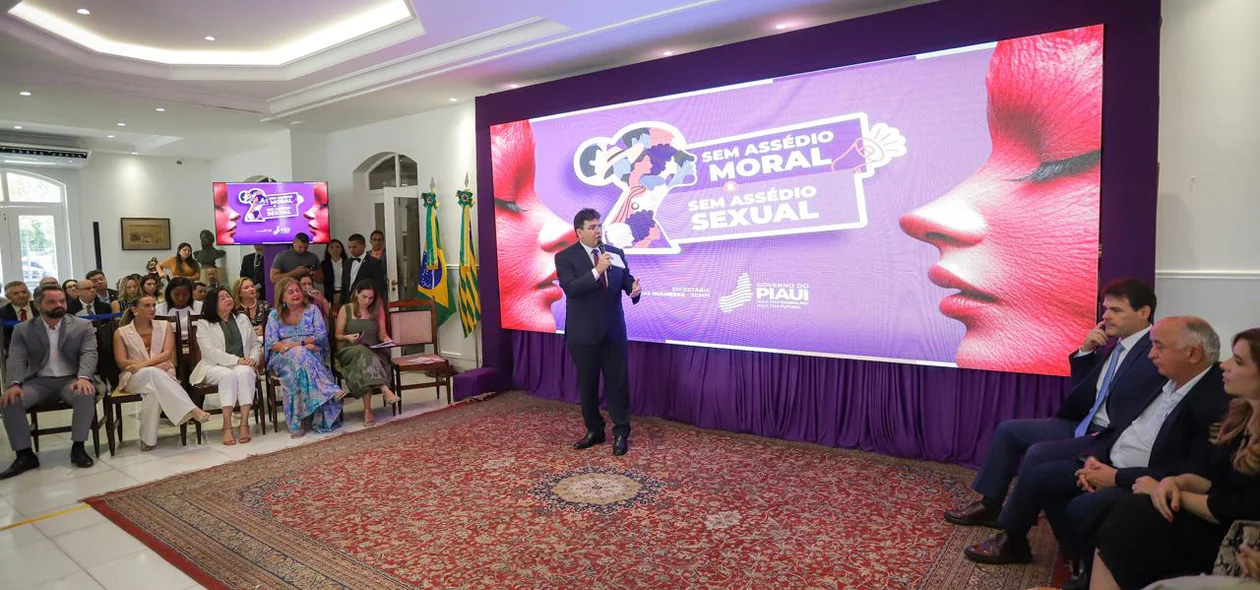 Evento no Palácio de Karnak