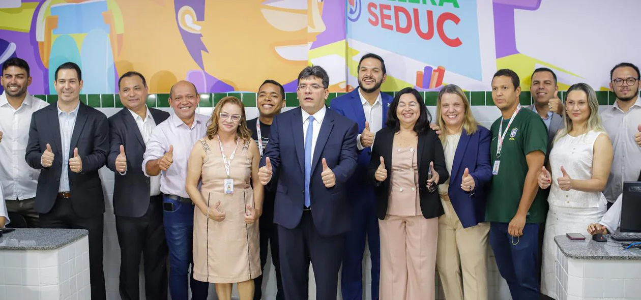 Governador visita espaços da reforma