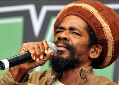 Ícone do reggae, cantor Cocoa Tea morre aos 65 anos