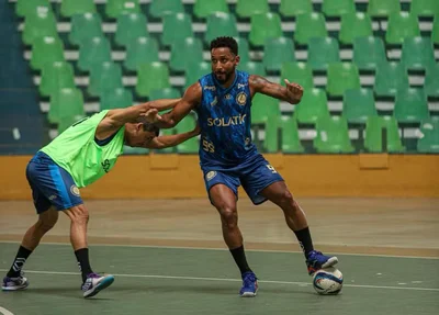Jê, pivô do Atlético Piauiense