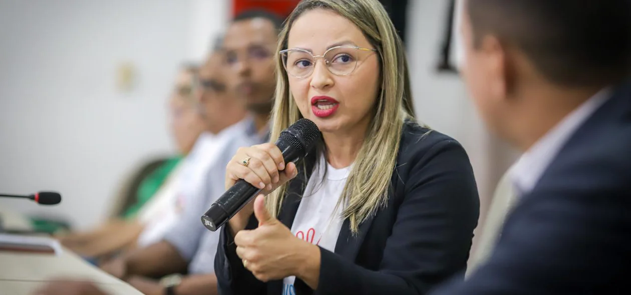 Jocelma Oliveira