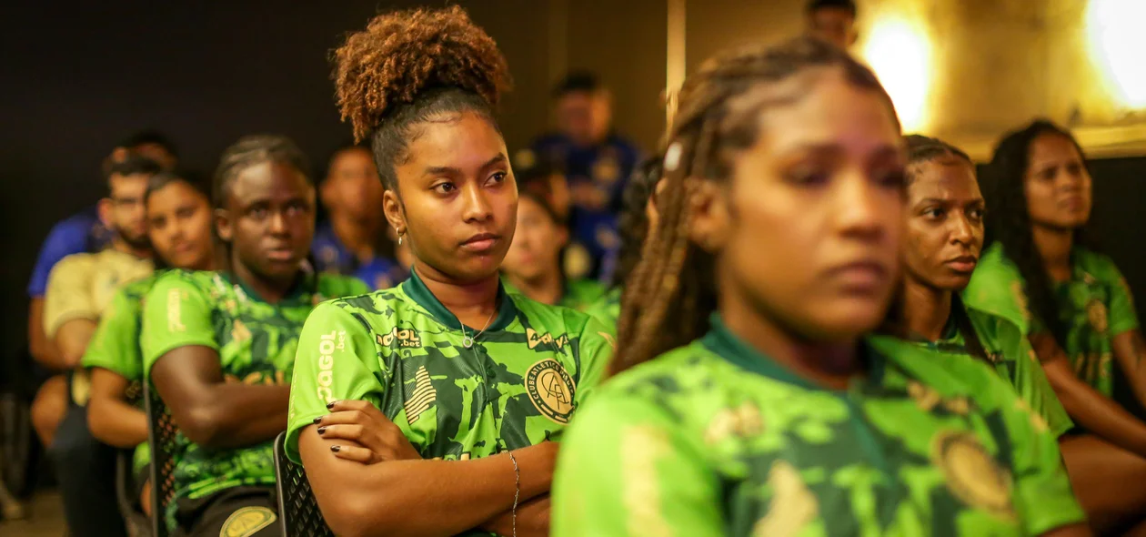 Jogadoras do Atlético-PI em evento de apresentção