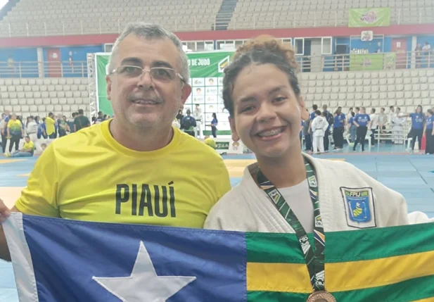 Judoca piauiense de 14 anos leva medalha de bronze no Campeonato Brasileiro sub-21