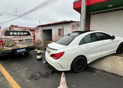 Mercedes-Benz CLA 250 4M alvo de sequestro de bens