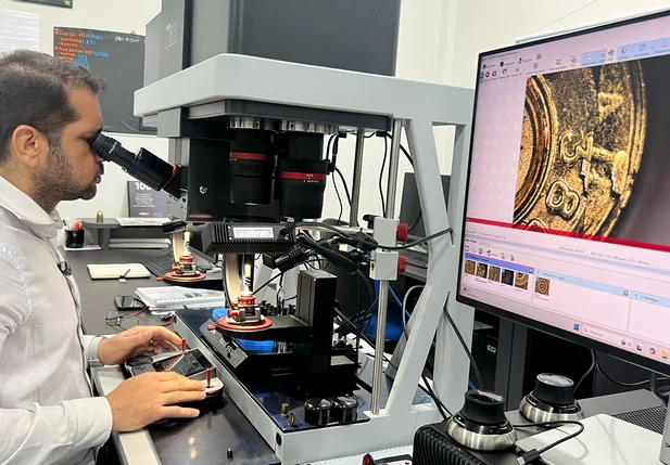 Microscópio balístico adquirido pela Secretaria de Segurança