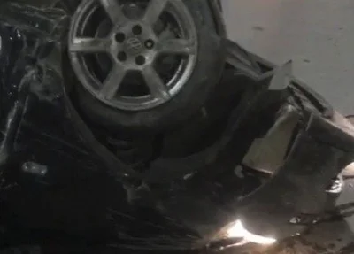 Mulher fica gravemente ferida após carro despencar de viaduto