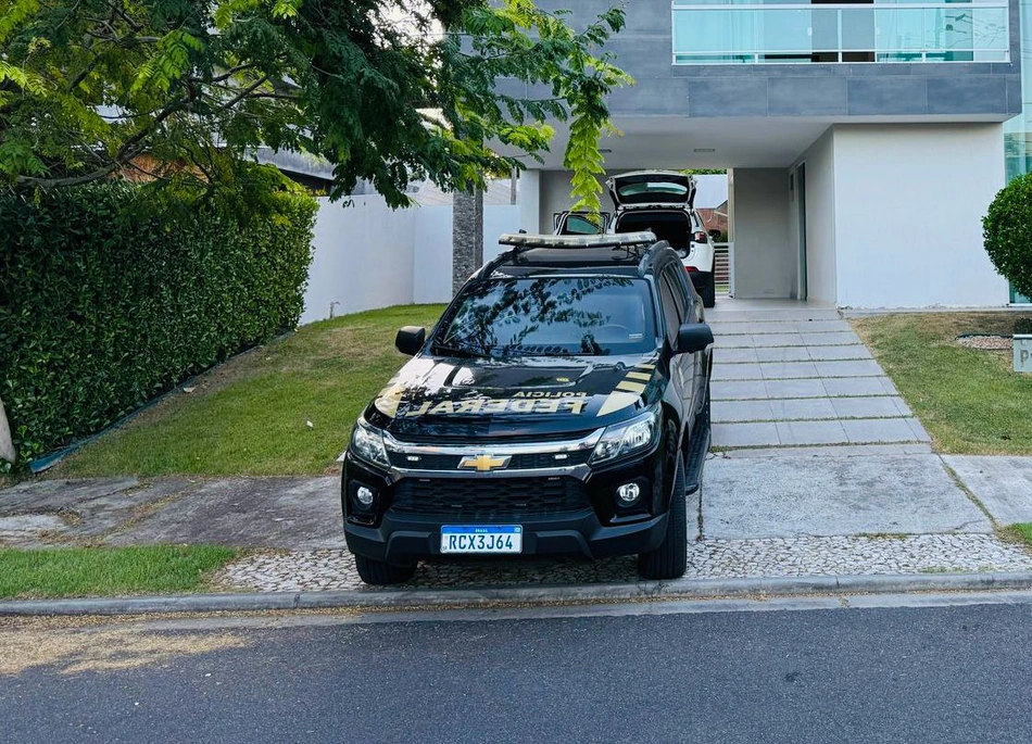 PF cumpre mandados contra desvios no Fundeb em Fartura do Piauí