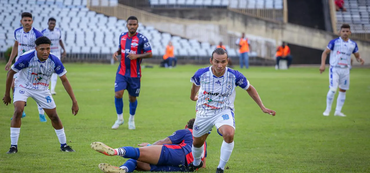 Piauí e Parnahyba se enfrentaram pelo Campeonato Piauiense