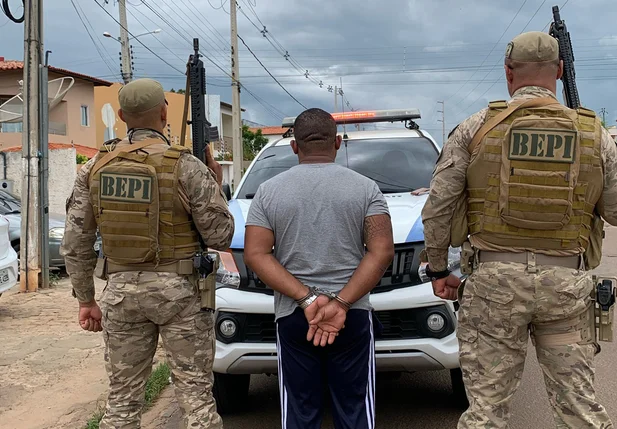 Polícia prende suspeito de estelionato em loja de móveis na cidade de Picos