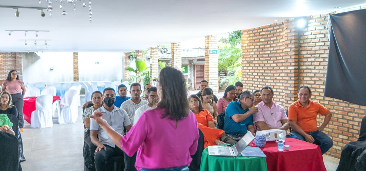 Prefeitura de José de Freitas e Sebrae realizam reunião do Programa Cidade Empreendedora