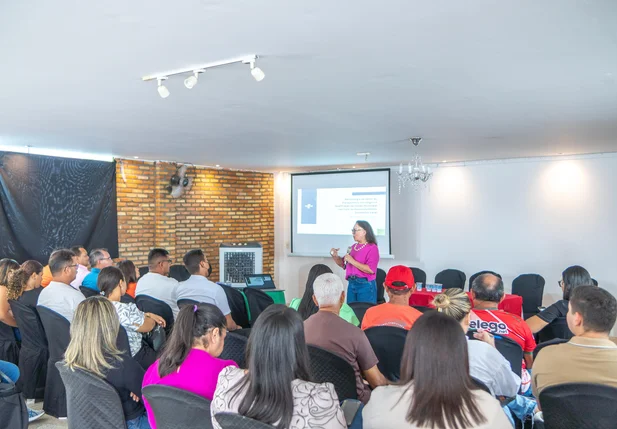 Prefeitura de José de Freitas e Sebrae realizam reunião do Programa Cidade Empreendedora