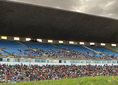 Público compareceu no estádio Albertão