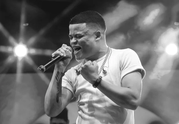 Rafa Diniz morre aos 22 anos