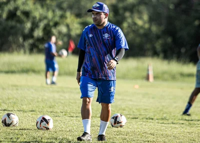 Renatinho Potiguar, técnico do Piauí
