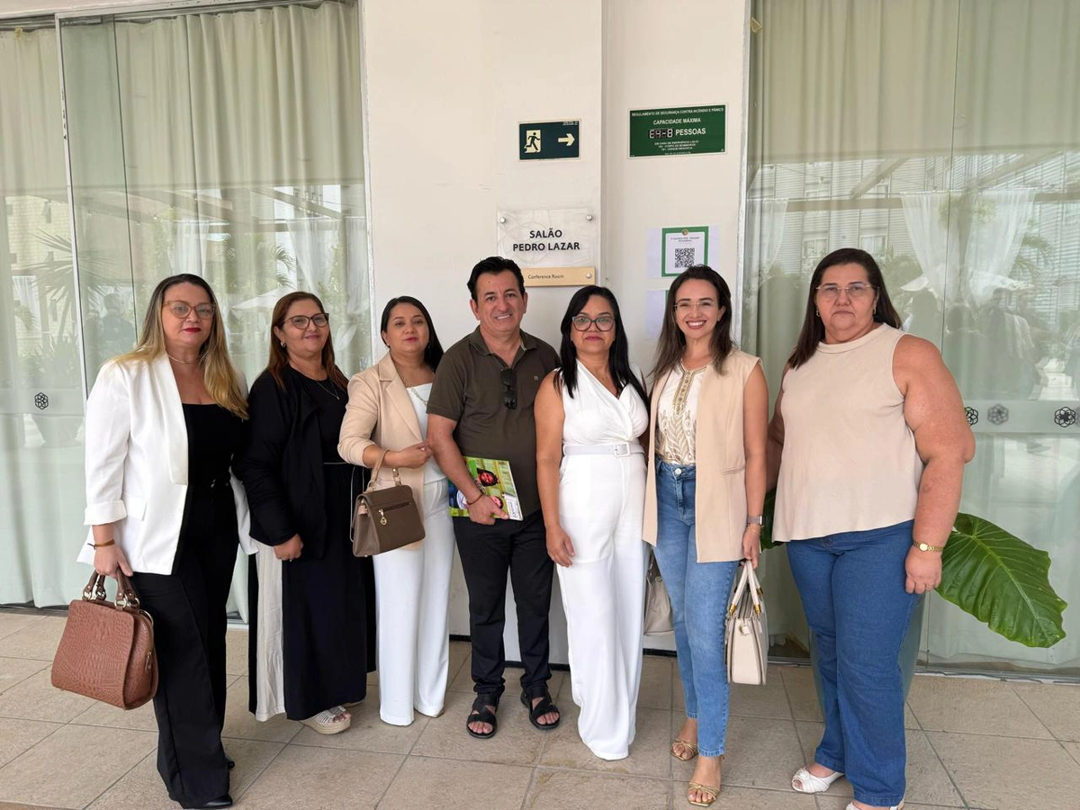 Secretário de Educação de Esperantina participa do 2º Seminário Educação de Excelência em Fortaleza