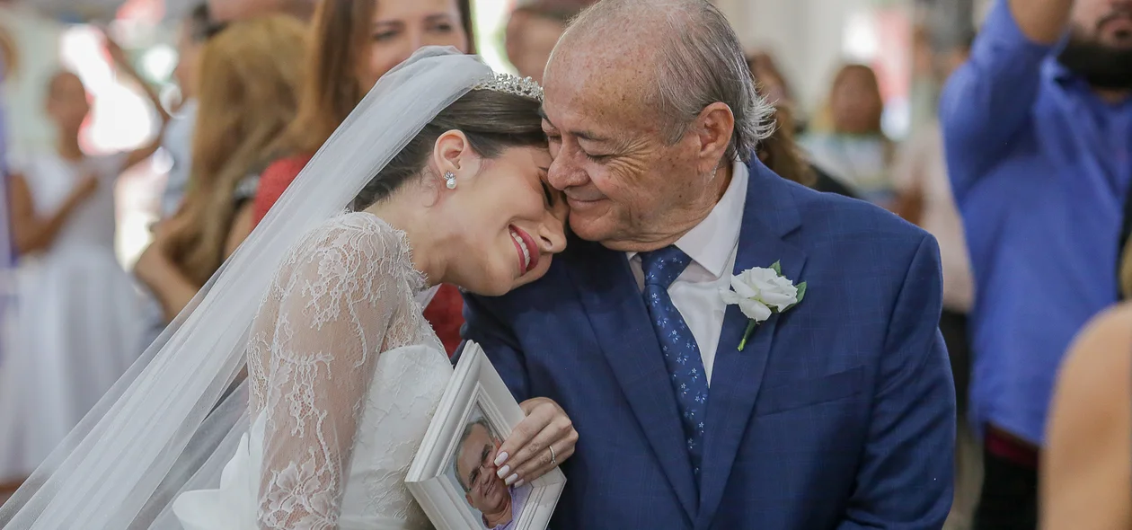 Sílvio Mendes acompanhou Cristina durante o casamento