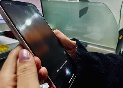 Siri no celular da Apple