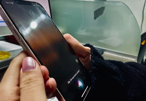 Siri no celular da Apple