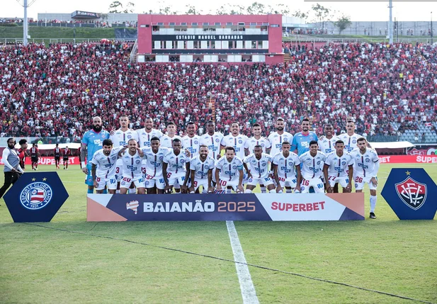 Time do Bahia antes da grande final do Campeonato Baiano