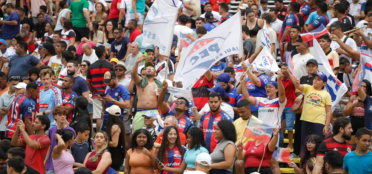 Torcida do PEC